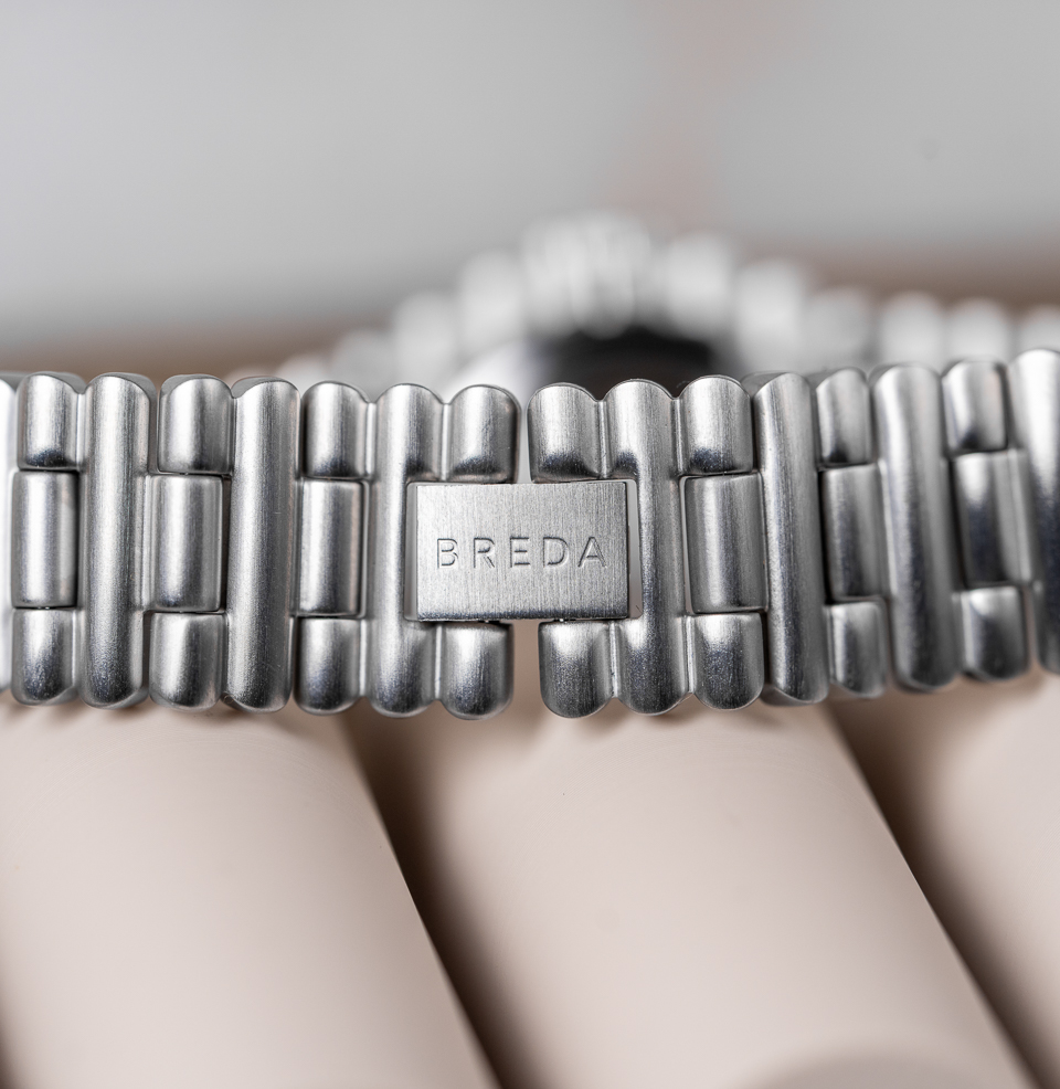BREDA Coda Jewelry-style clasp