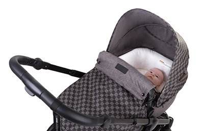 carrycot with cosytoe included