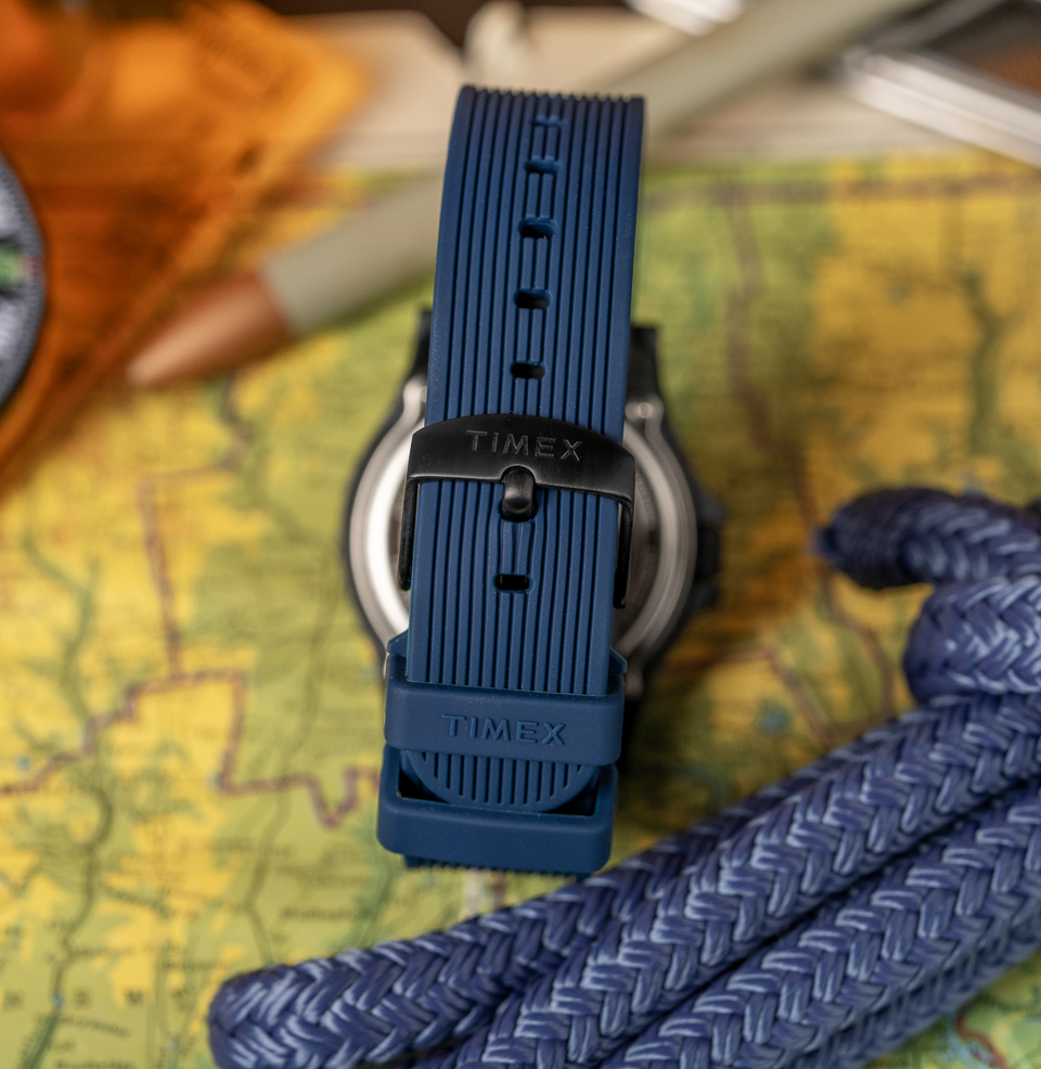 Peanuts® x Timex Expedition® Acadia Quick-release silicone strap