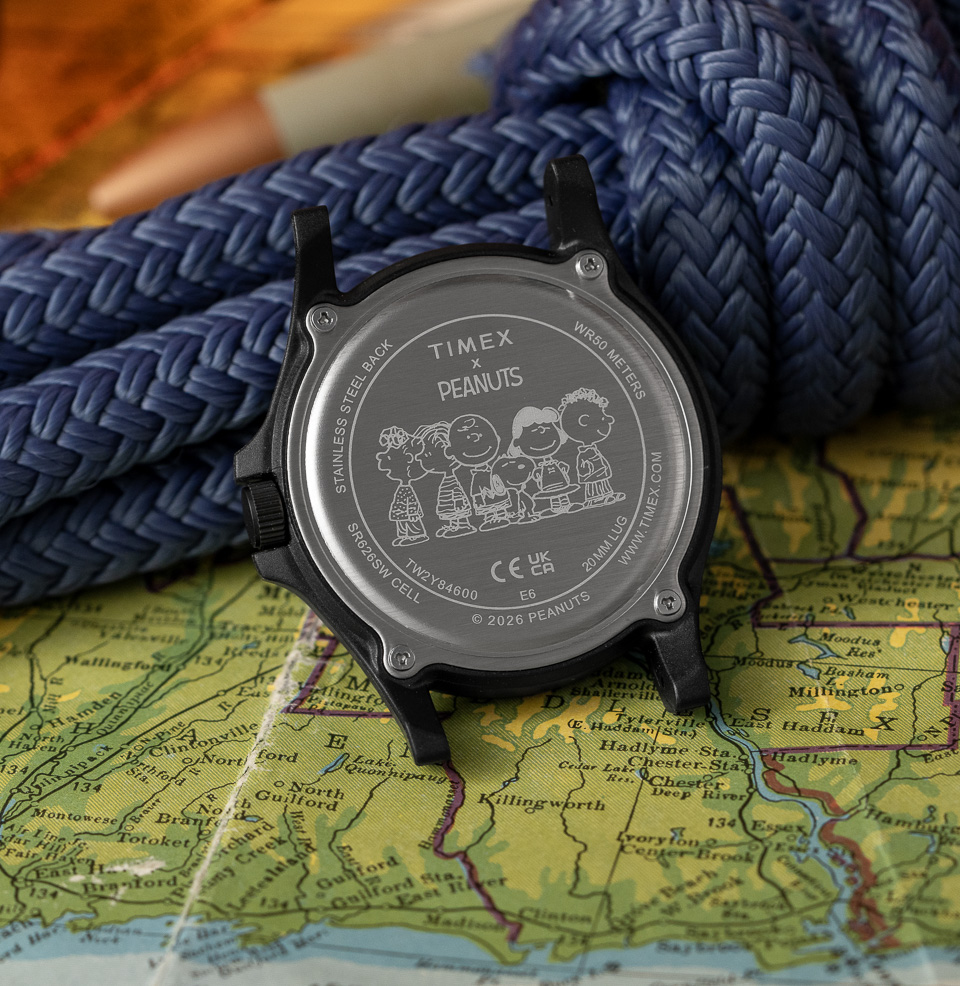 Peanuts® x Timex Expedition® Acadia 50m water resistance
