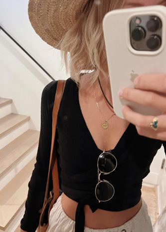 @sarahwearsclothes