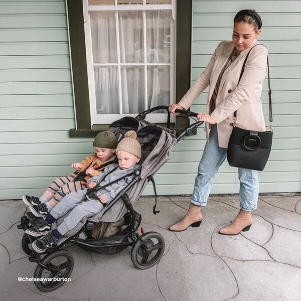 built from the platform that brought all terrain to the worlda thoughtful bundle from newborn to toddlercomplimentary warrantyparent facing options in one luxurious bundleworld class in safety, stability and materials