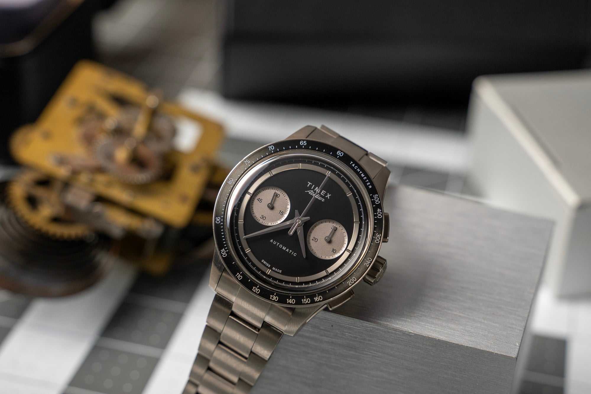 Timex Atelier Chronograph Quartz M1q 40mm Guilloché Dial