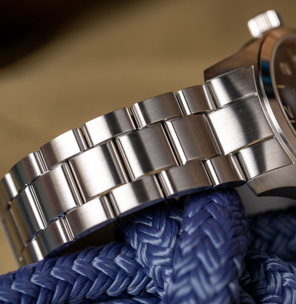 Khaki Field Murph 38mm Blue Two Ways to Wear