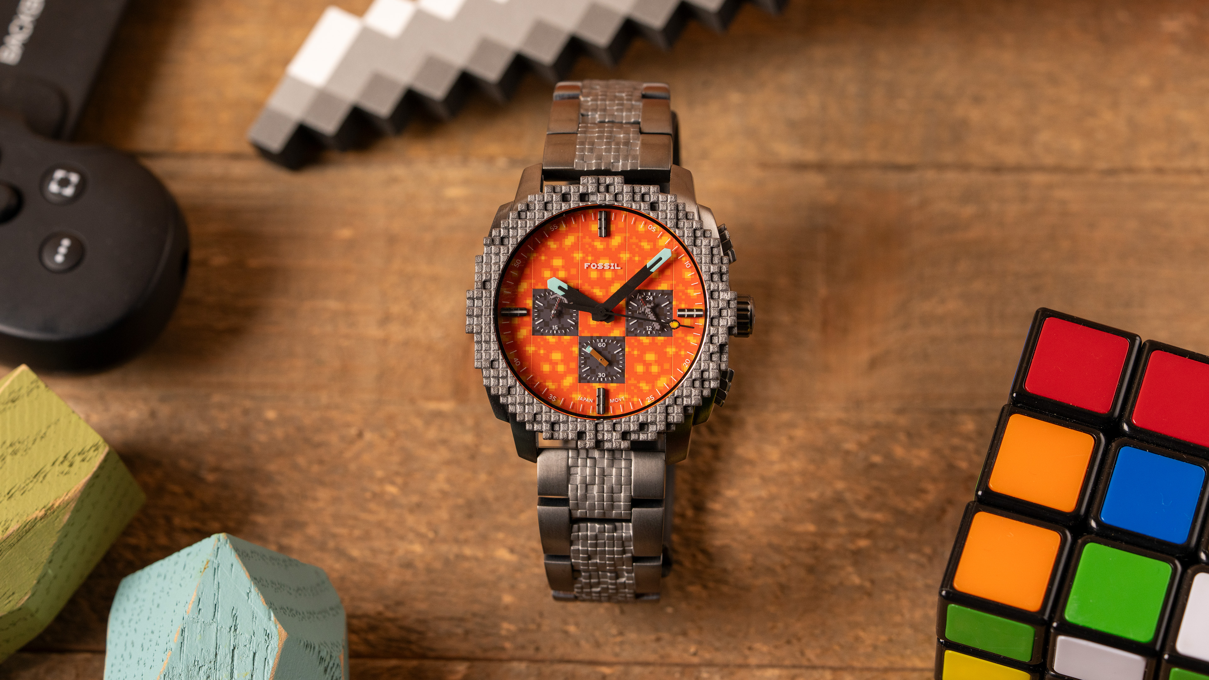 Minecraft x Fossil Limited-Edition Chronograph Watch – Windup