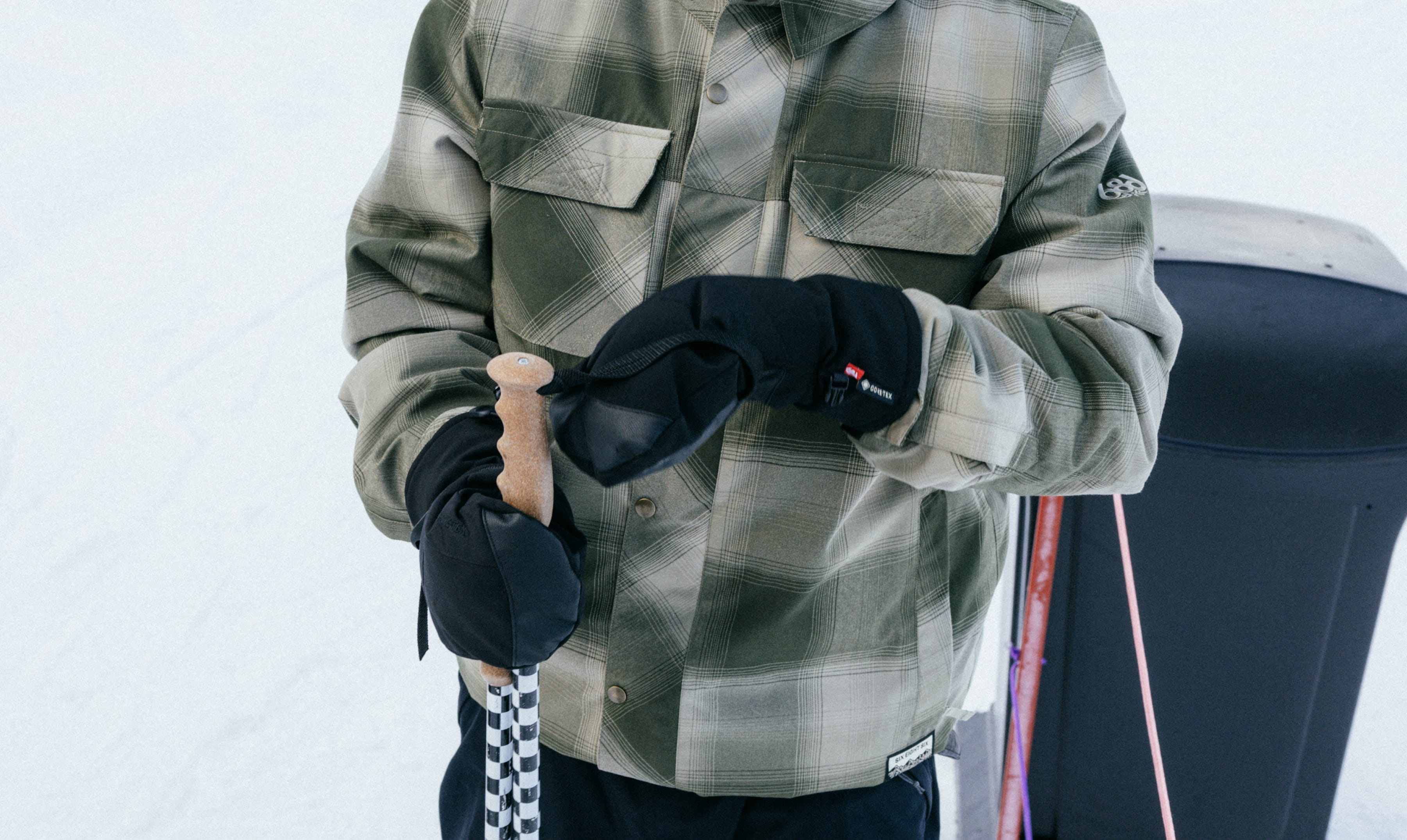 686 Men's GORE-TEX Linear™ Mitt – 686.com