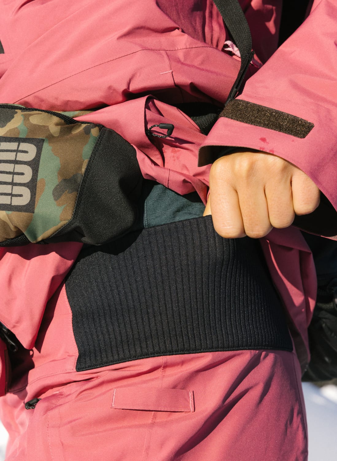 686 Women's GORE-TEX Willow™ Insulated Pant – 686.com