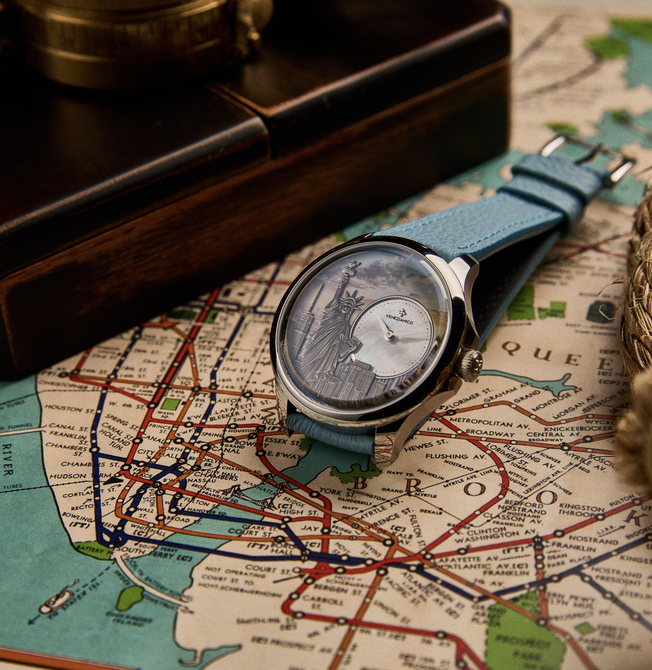 Venezianico Redentore Two Harbors Windup New York Limited Edition