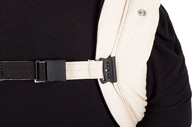 magnetic sternum strap with runners