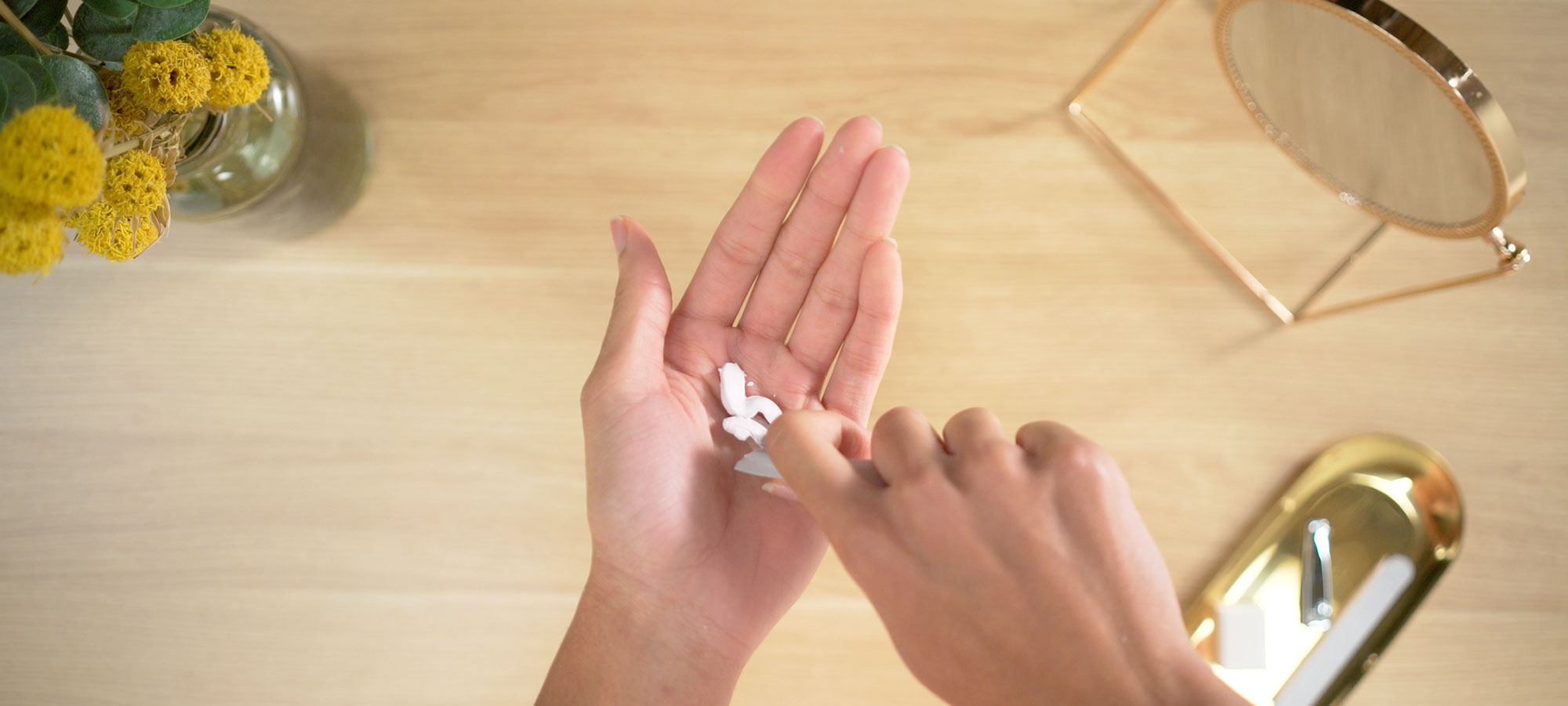 Mani in a Box Waterless 3 Step Vitamin Recharge