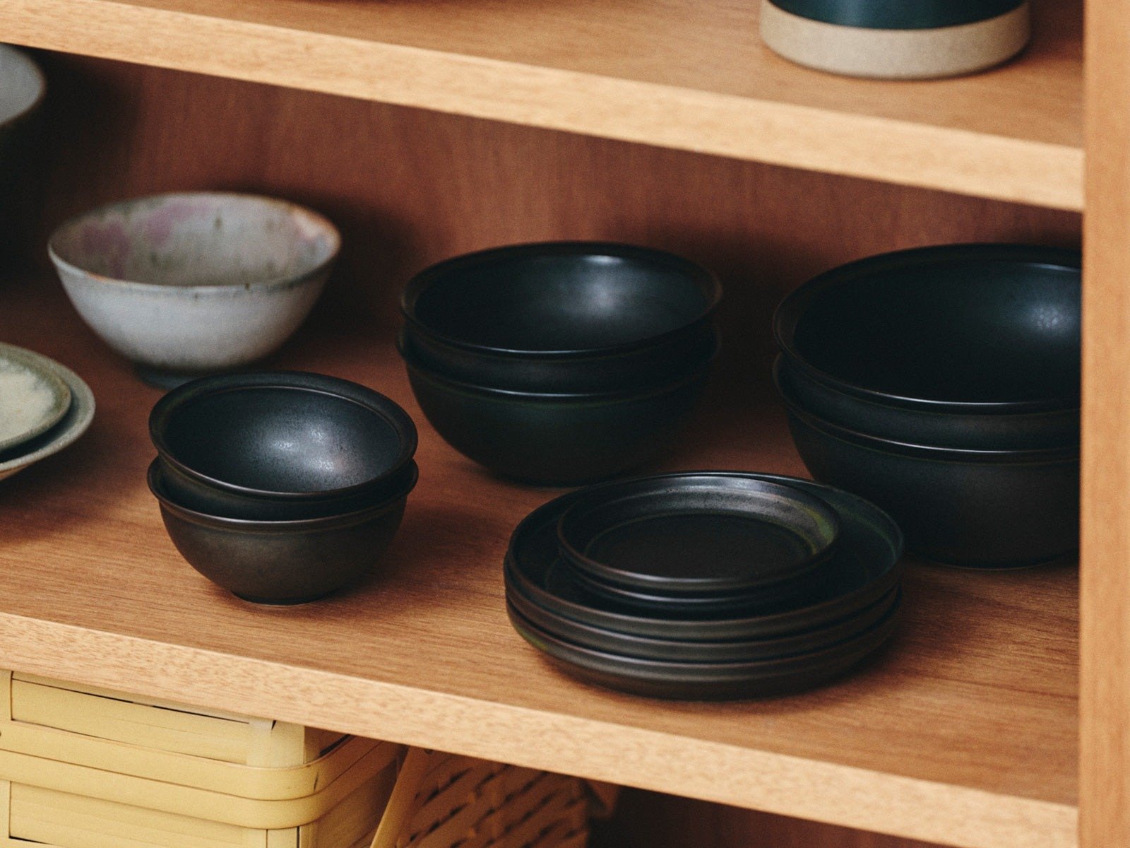 KINTO RIM BOWL (⌀220MM/9IN) MATTE BLACK