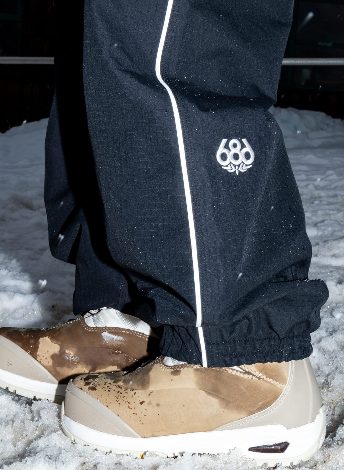 Image DARK EARTH GRID CORDUROY / XS