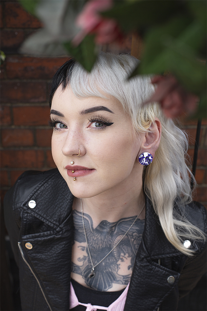 Marmor Weiß & Lila Stein Plug / Messgerät