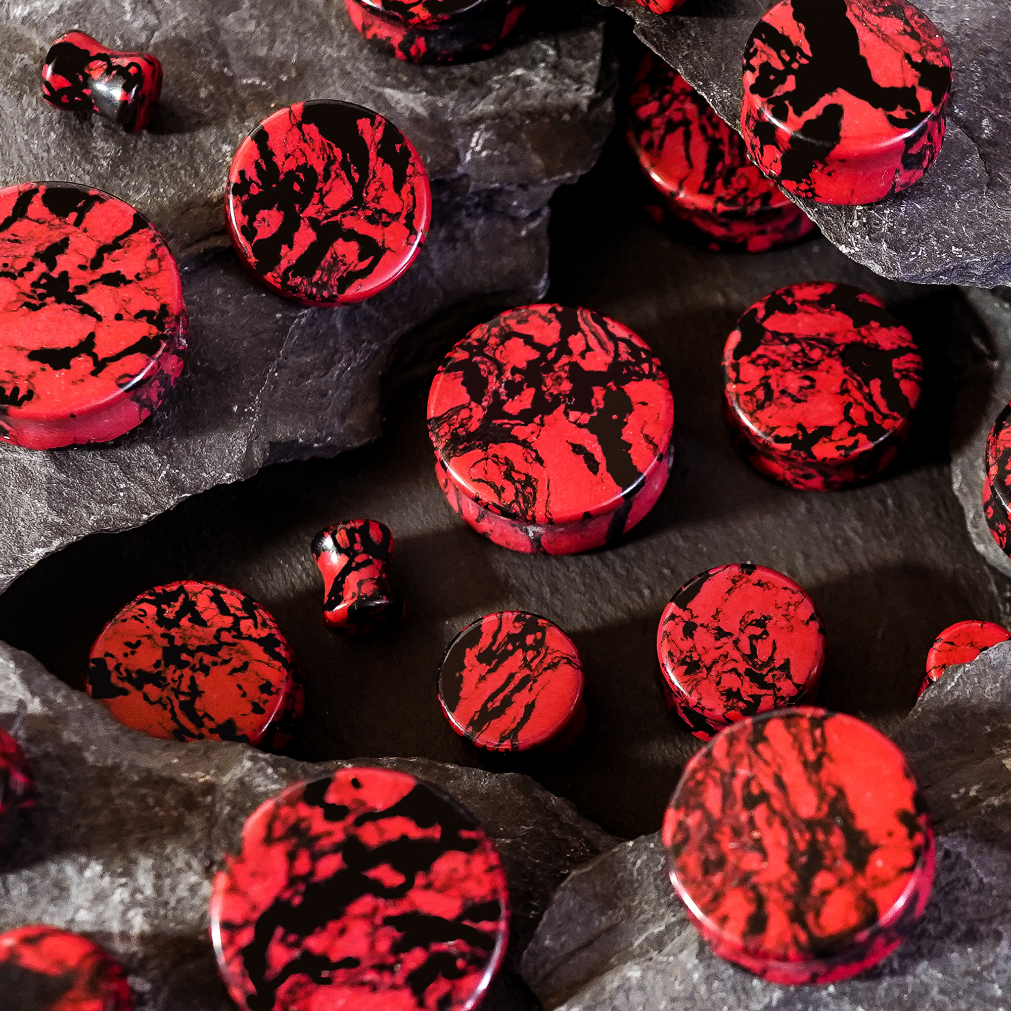 Gothic  Marble Black & Red Stone Plug / Gauge