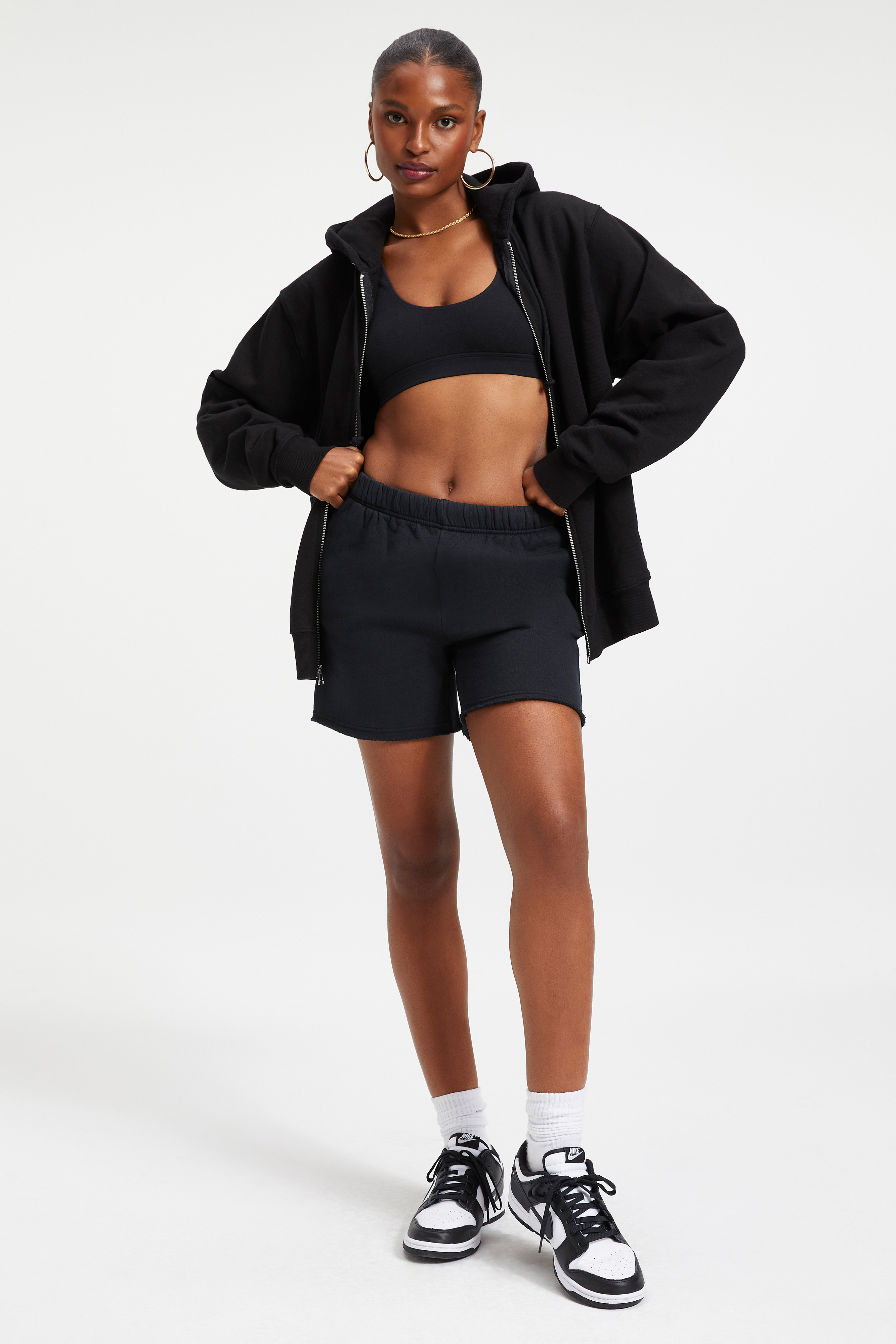 Styled With feature image for product BOYFRIEND SWEATSHORT | BLACK001