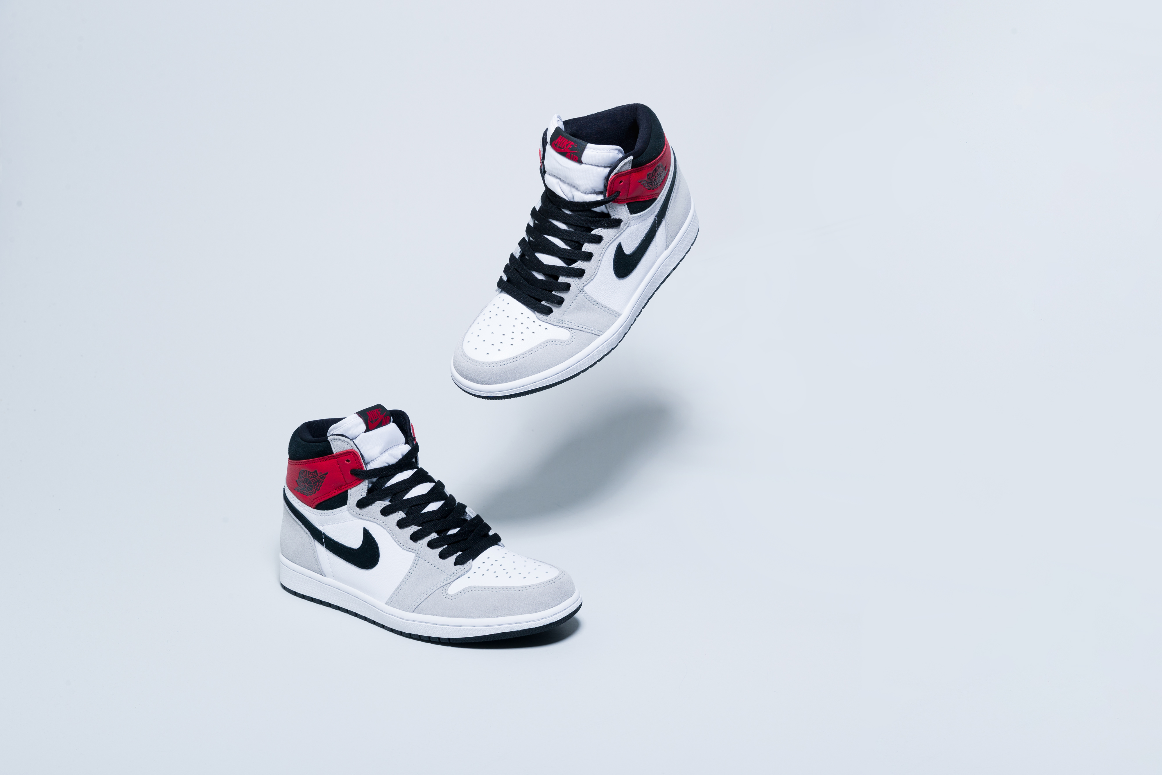 Jordan Air Jordan 1 Retro Hi Og White Black Light Smoke Grey Varsity Red Up There Jordan Air Jordan 1 Retro Hi Og White Black Light Smoke Grey Varsity Red Up There