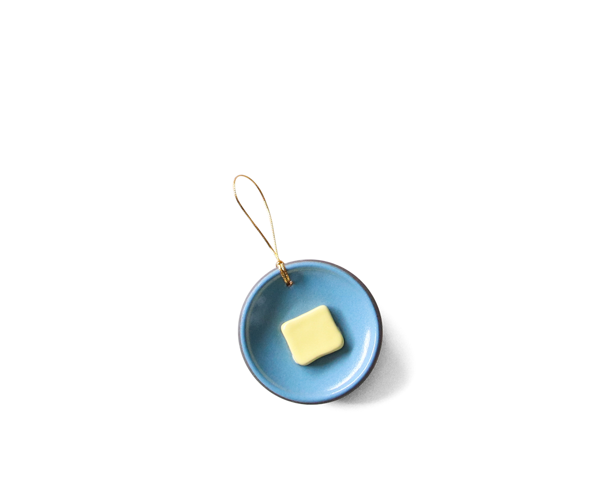 2025-holiday-ornament
