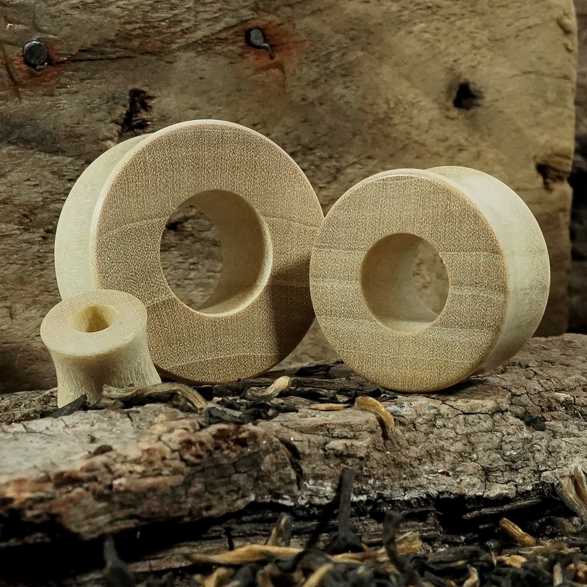 High quality  Crocodile Wood Tunnel