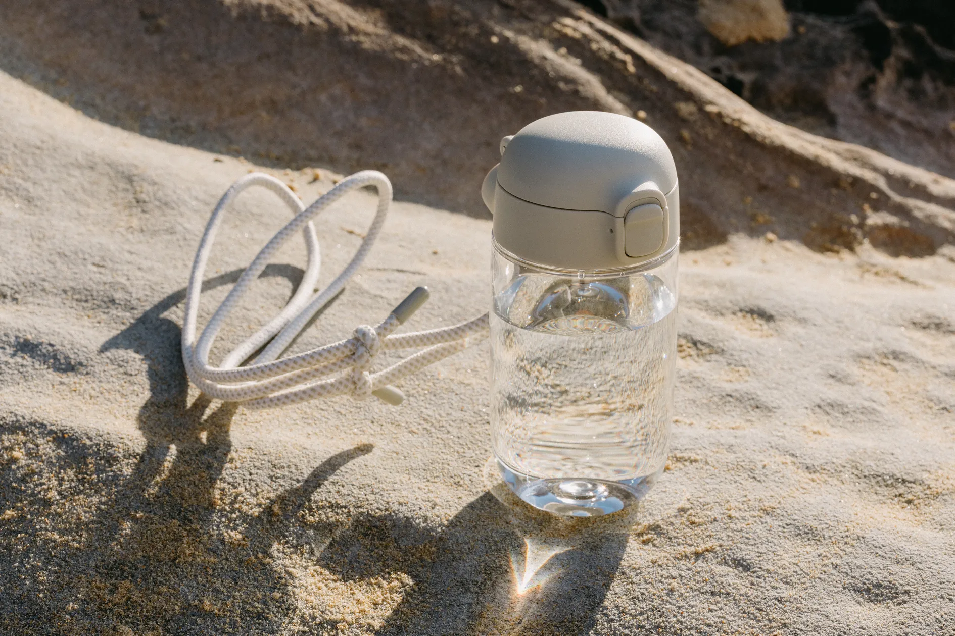  KINTO KIDS WATER BOTTLE SLIDE 1