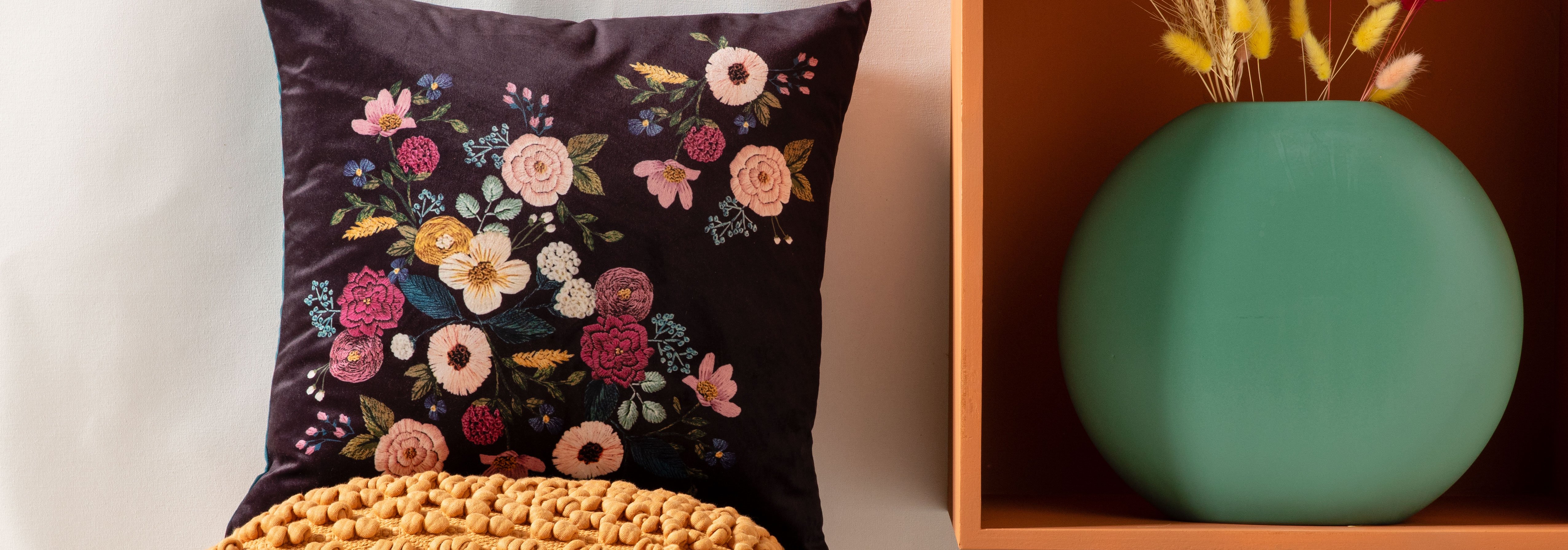 Niva Cushion