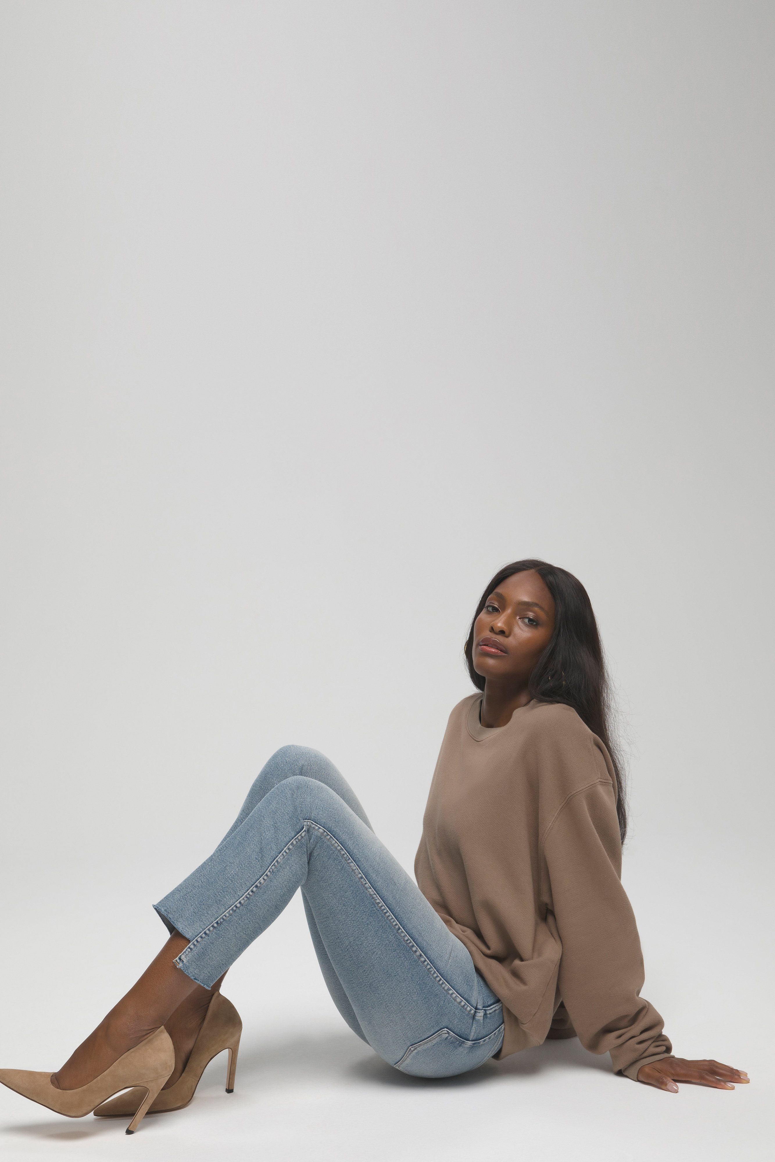 Styled With feature image for product ICON PUMP 110 | SUEDE BEIGE002