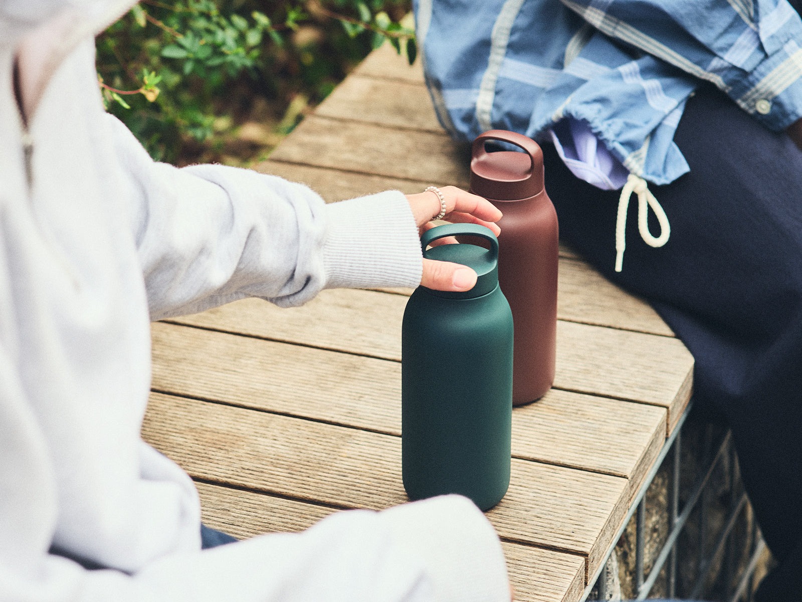 KINTO WATER TUMBLER (550ML/19OZ) DEEP GREEN THUMBNAIL 10