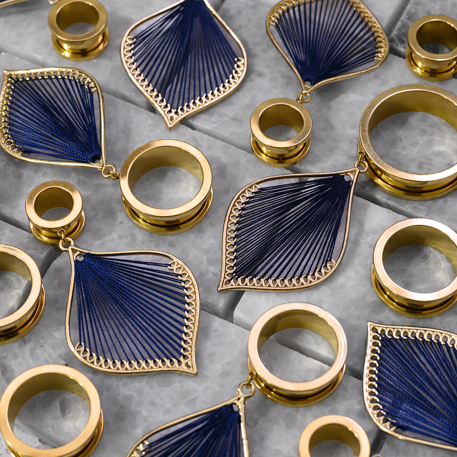 elegant  Blue & Gold Steel Dangle Feather Plug / Tunnel / Gauge