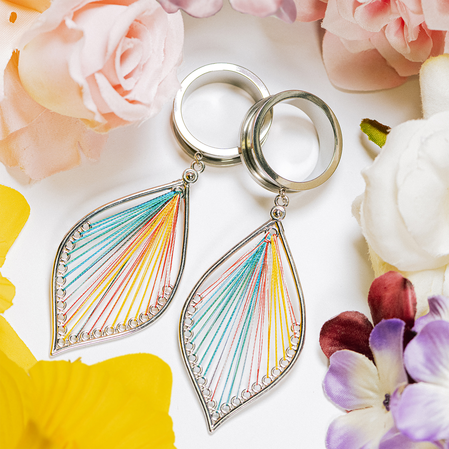 hippy pretty  Multicoloured Silver Steel Dangle Feather Plug / Tunnel / Gauge