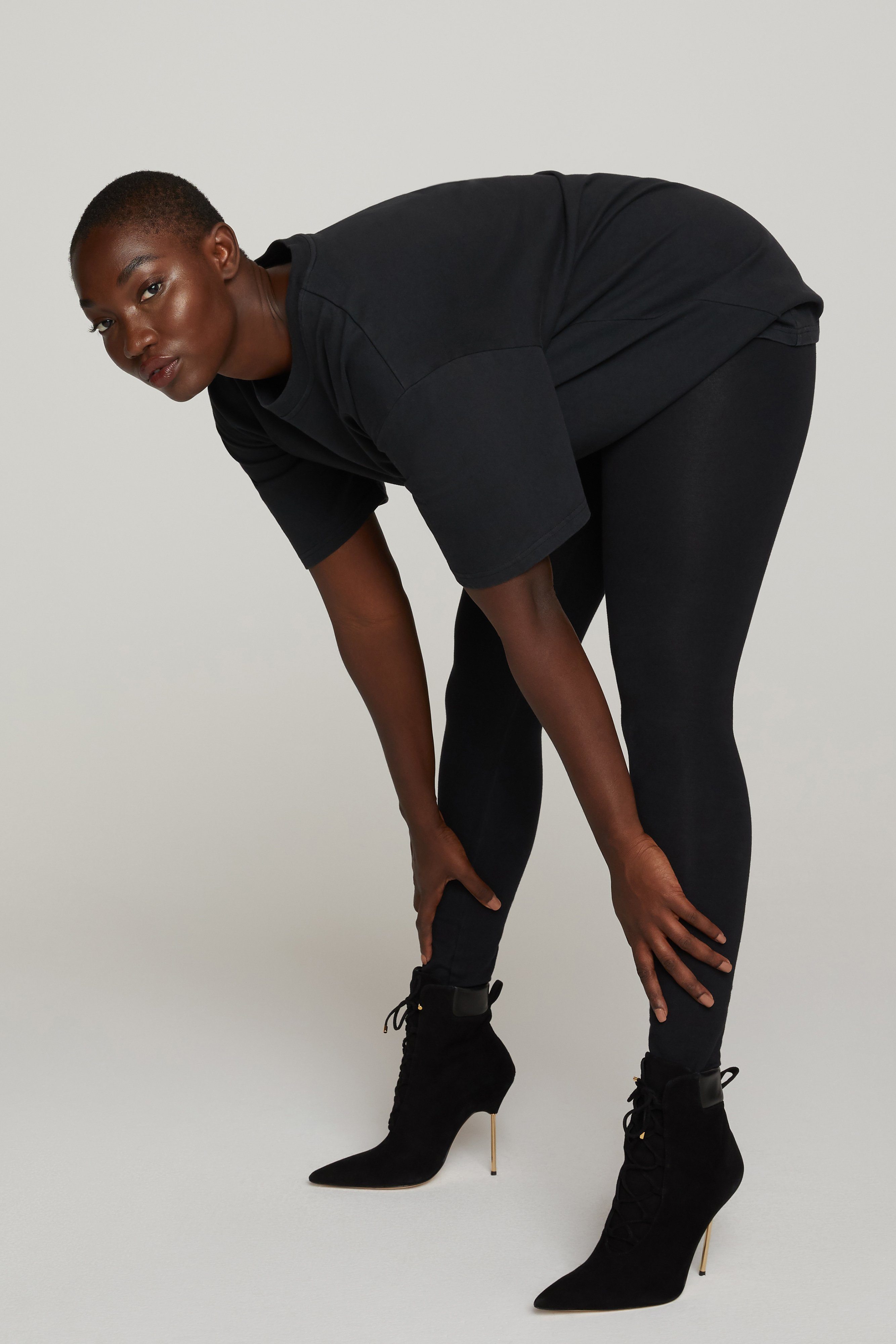 Styled With feature image for product ESSENTIAL LEGGING | BLACK001