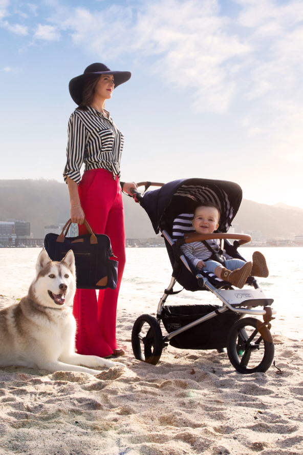 https://cdn.accentuate.io/47328264237/11285967994925/mountain_buggy_shopify_LUXURY_PAGE_UJ_nautical_lifestyle_592x888px-v1574739096562.jpg?592x888