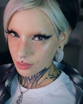 Girl wearing pretty Clear Quartz Stone Pincer Keyhole Ear Weights - Pair