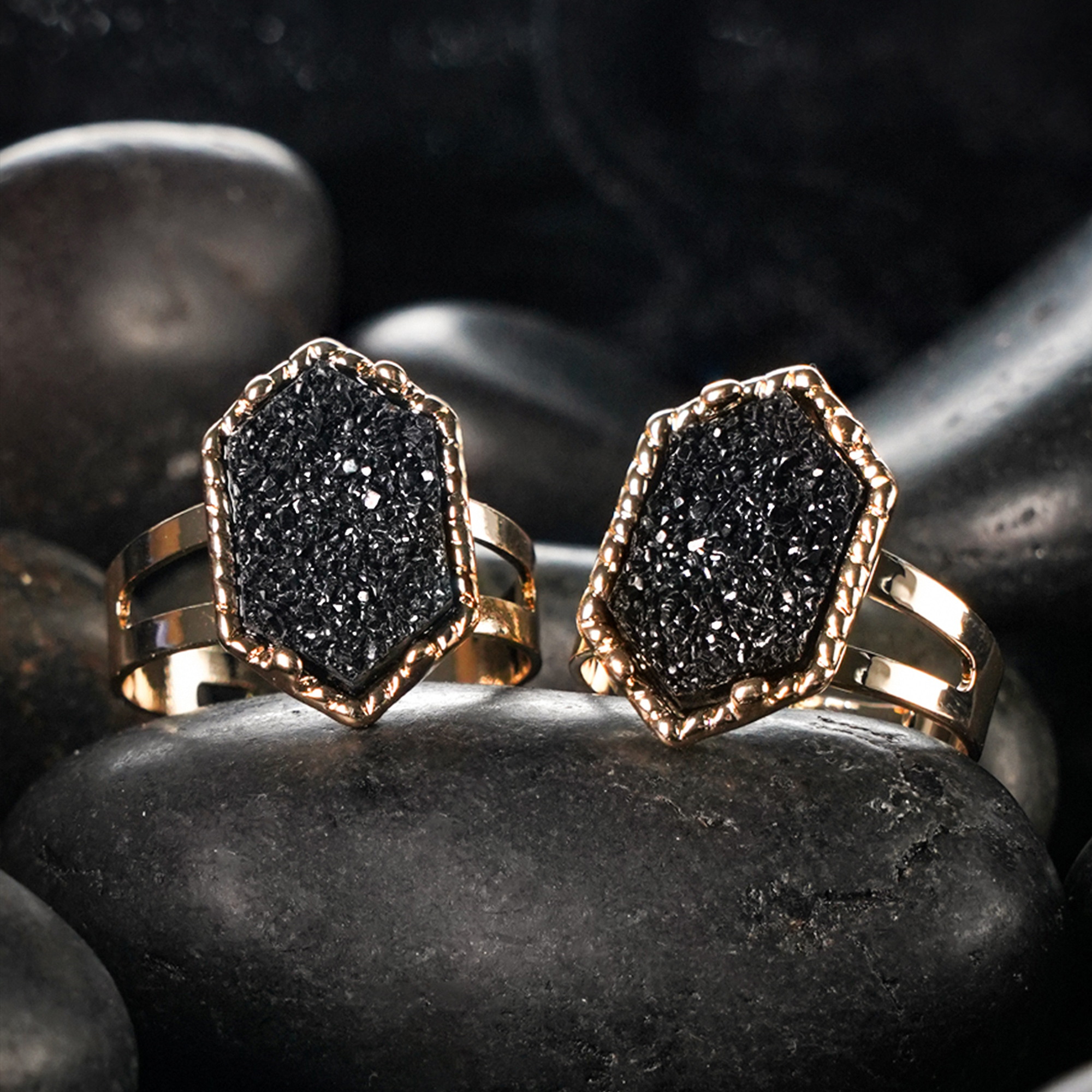 Custom Plugs - Black & Gold Druzy Ring Black & Gold Druzy Ring