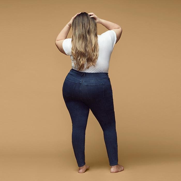 girl in jeans size 22