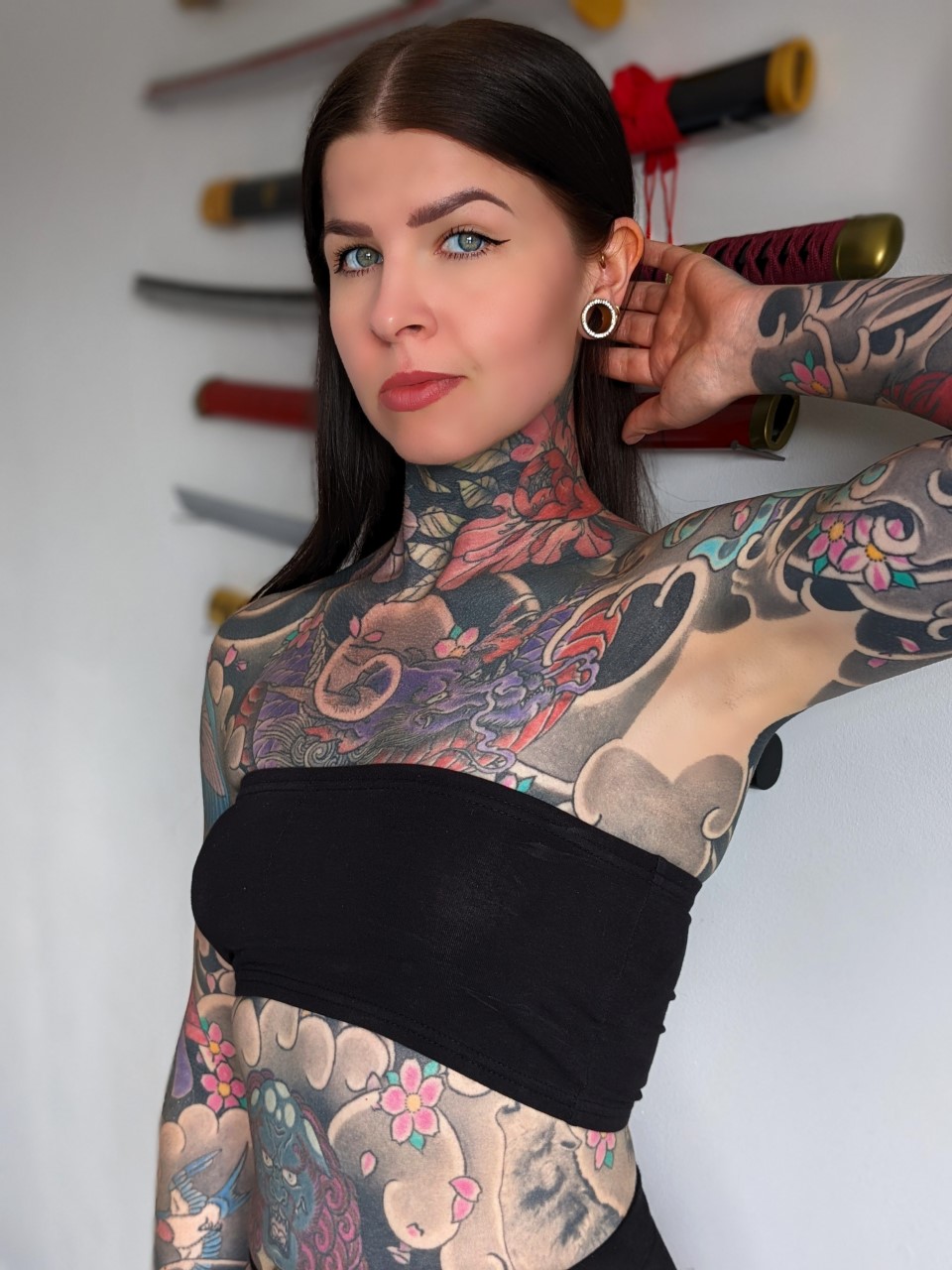 Girl wearing unique  Silver Clear Diamond Screwback Stainless Steel Tunnel