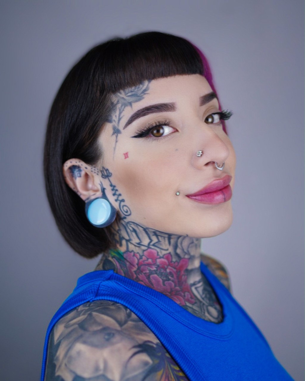 Women wearing large Opalite Single Flare Glass Plug / Gauge