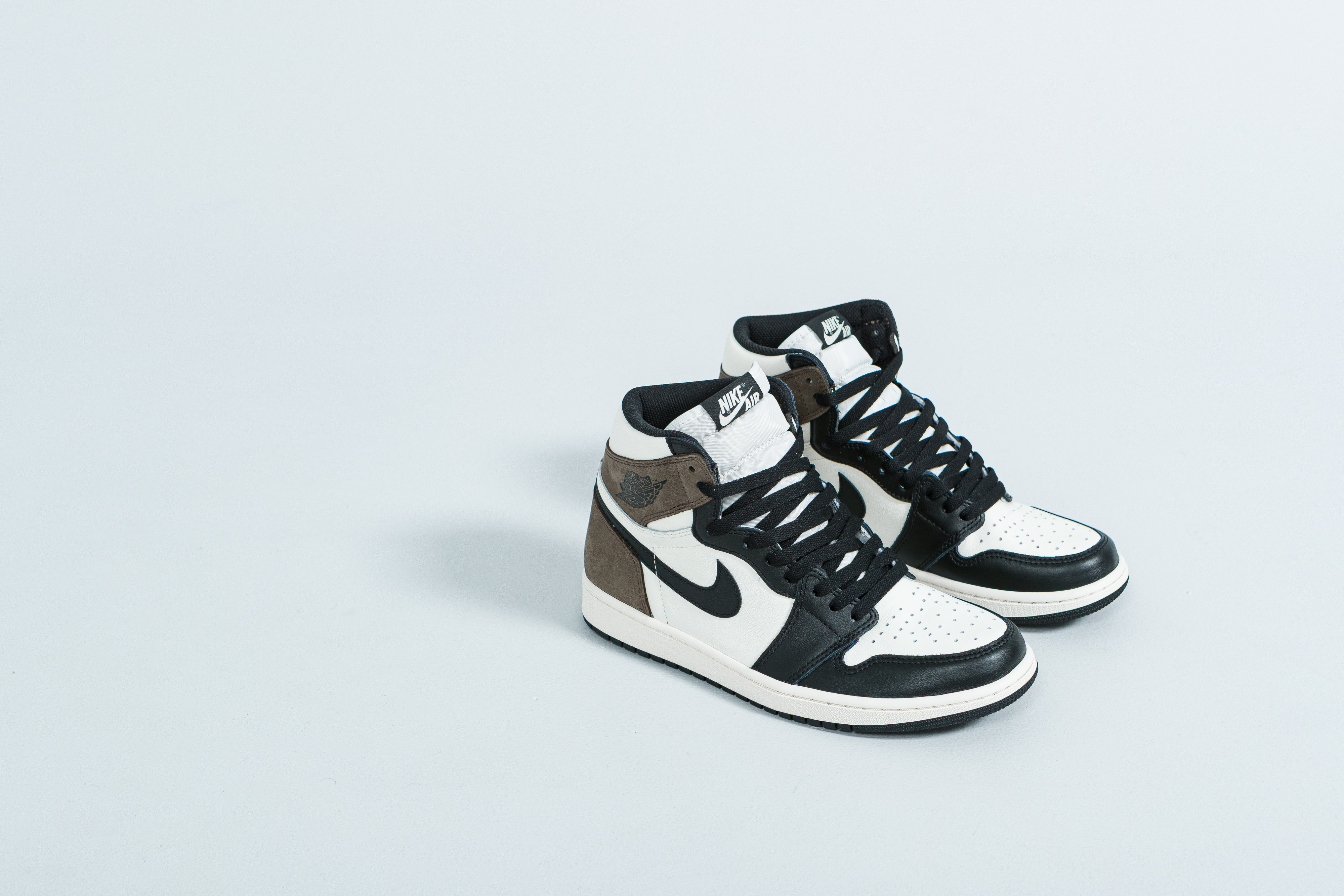 Jordan Air Jordan 1 Retro High Og Sail Dark Mocha Black Black Up There Jordan Air Jordan 1 Retro High Og Sail Dark Mocha Black Black Up There