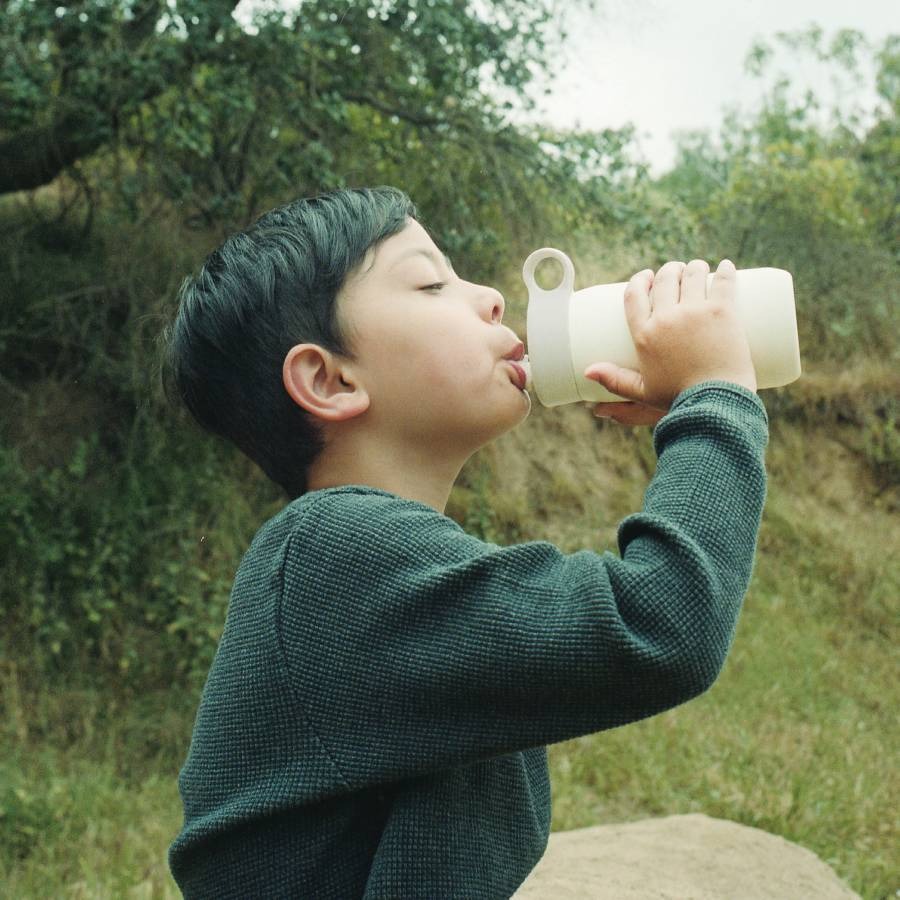 KINTO PLAY TUMBLER STRAP SET (300ML/10OZ) WHITE THUMBNAIL 10