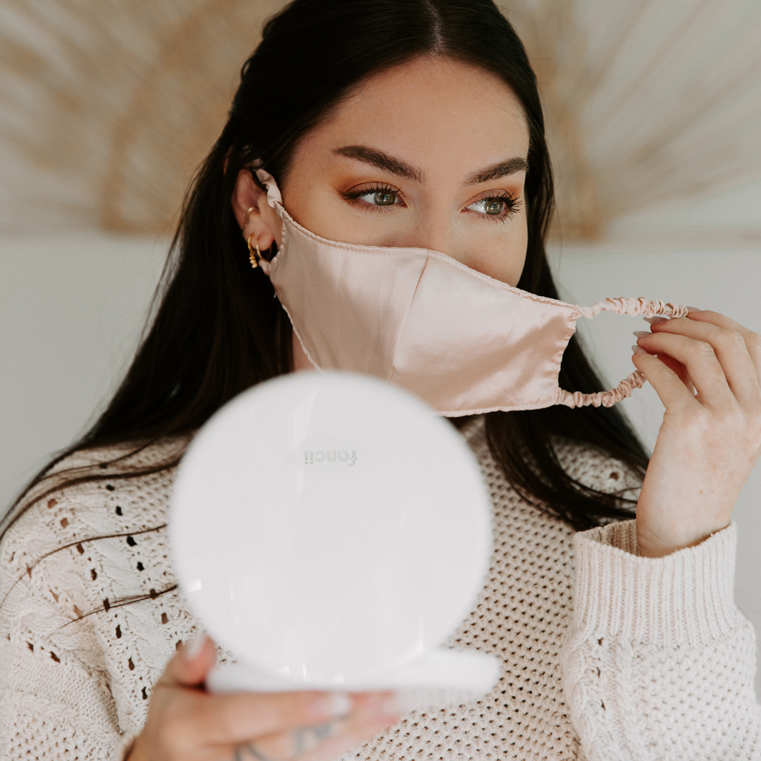 Mask-Lumi-Compact-Mirror