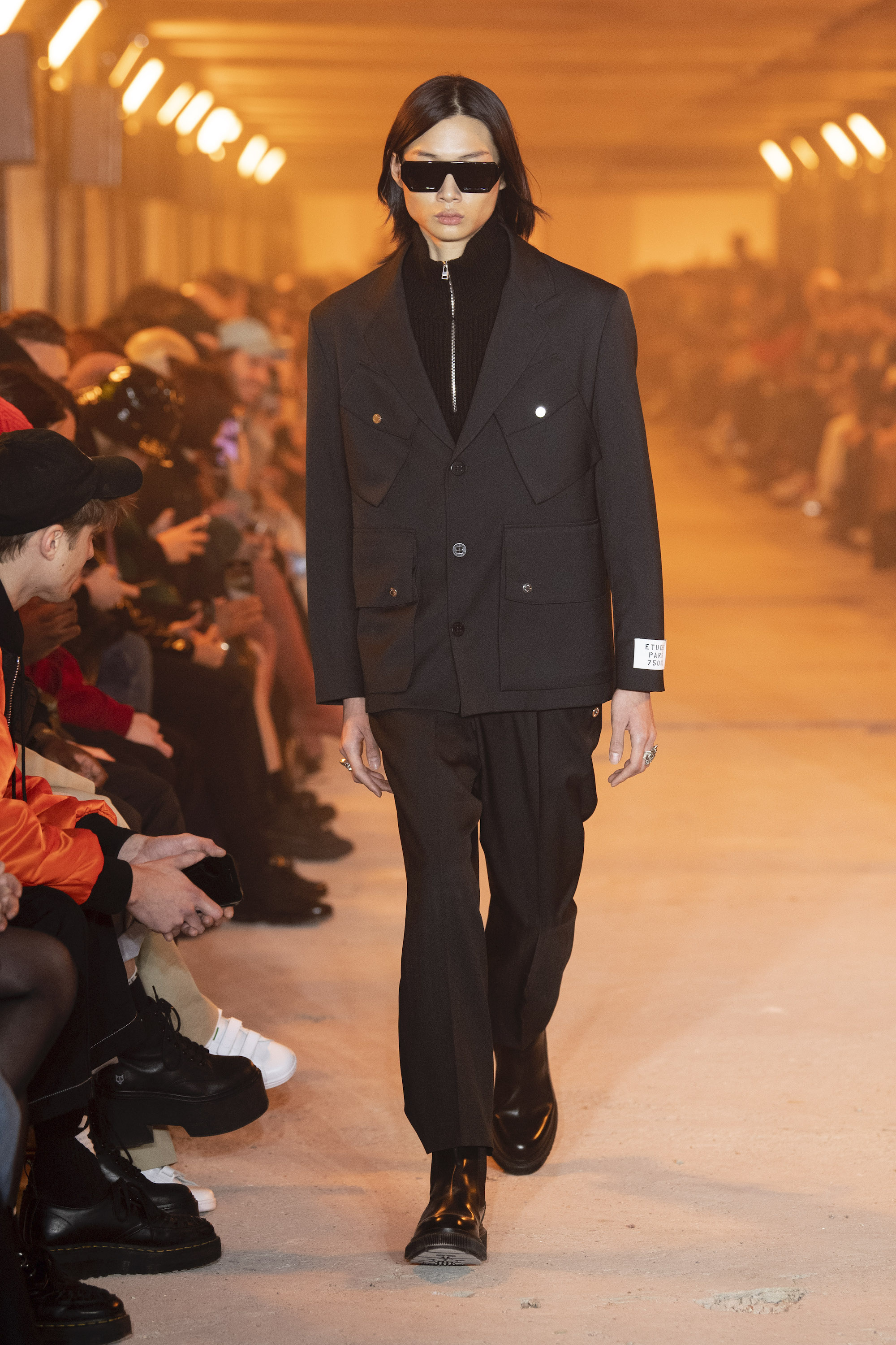 Etudes runaway AW20 Look 2