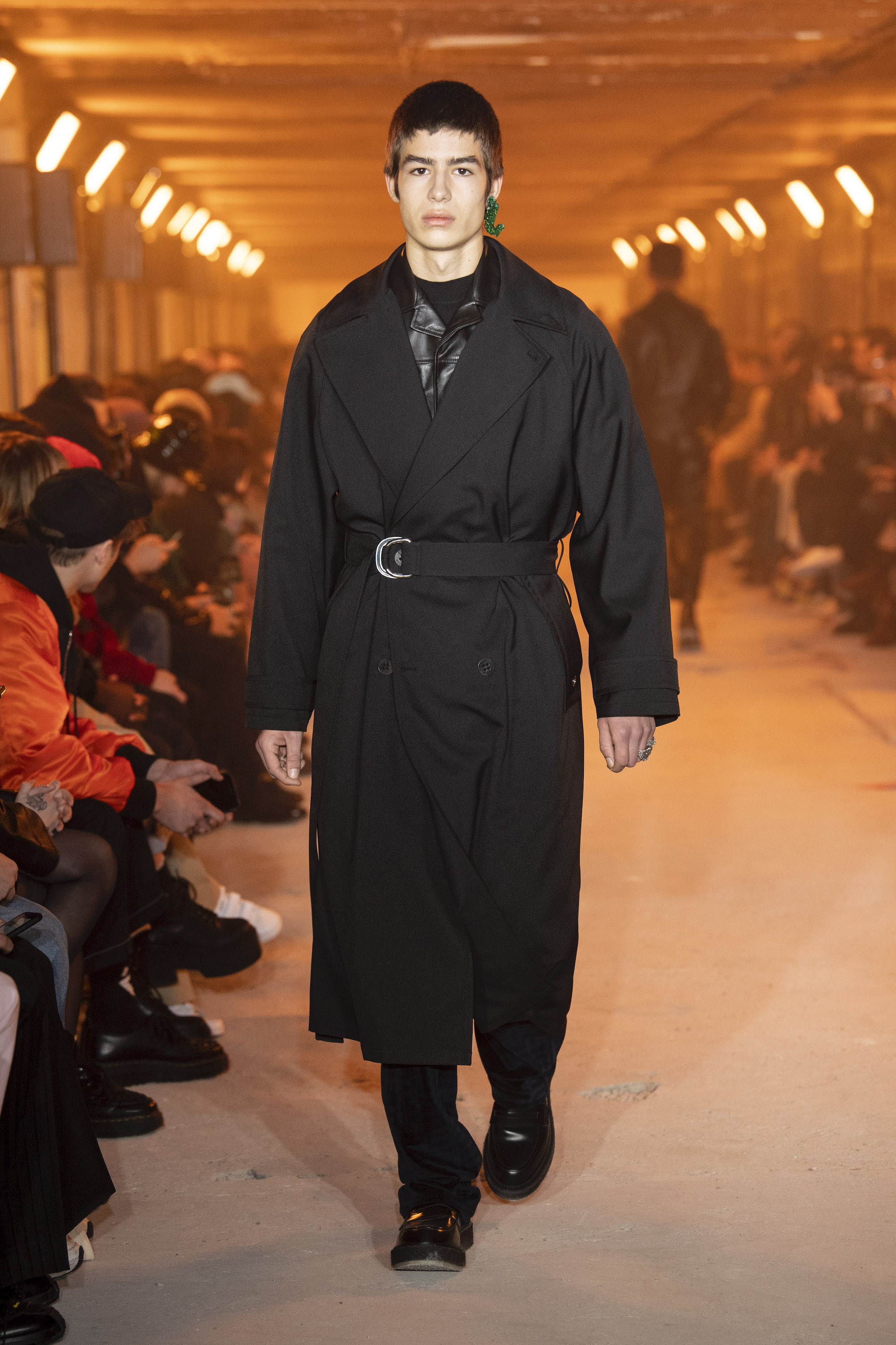 Etudes runaway AW20 Look 4