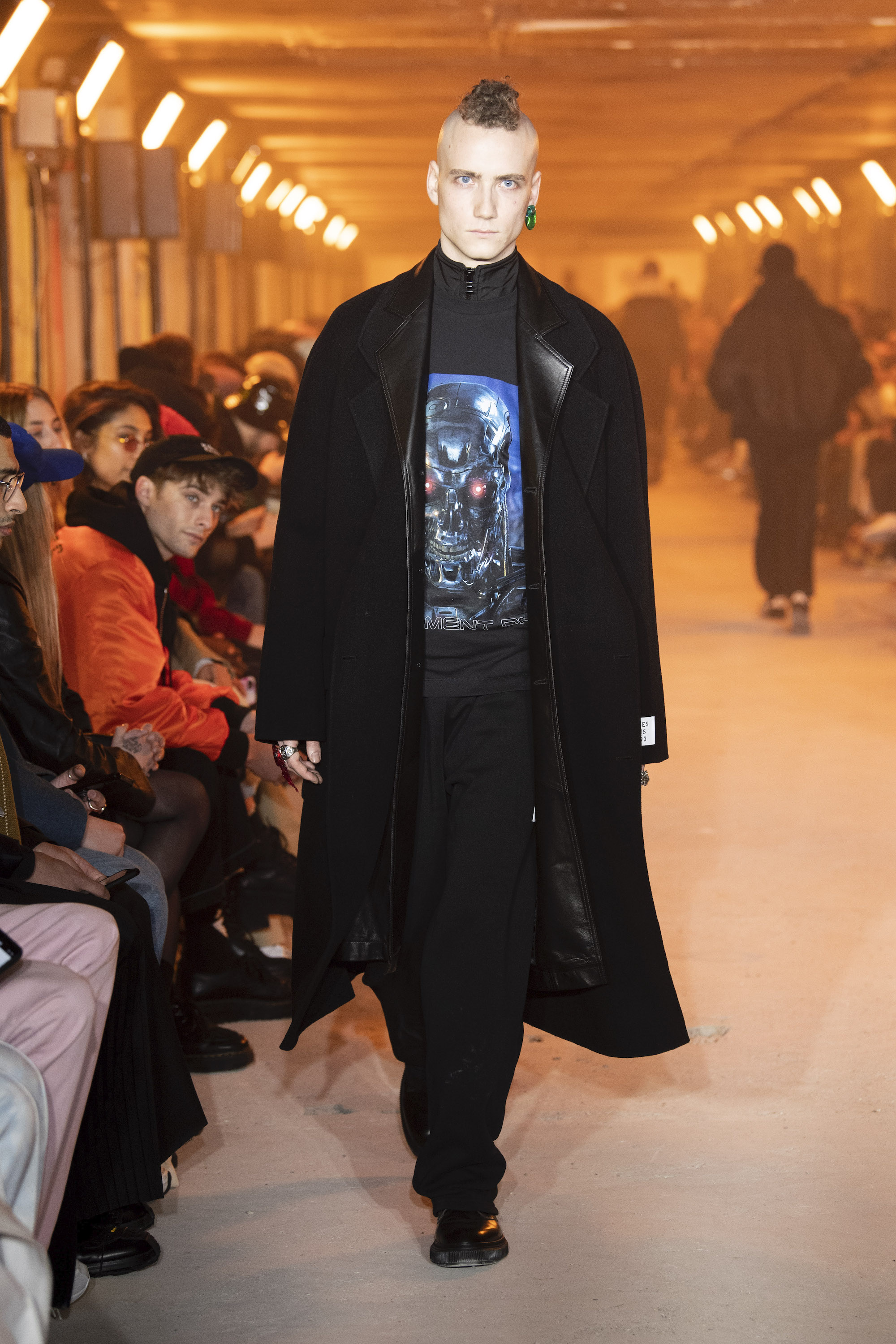 Etudes runaway AW20 Look 7