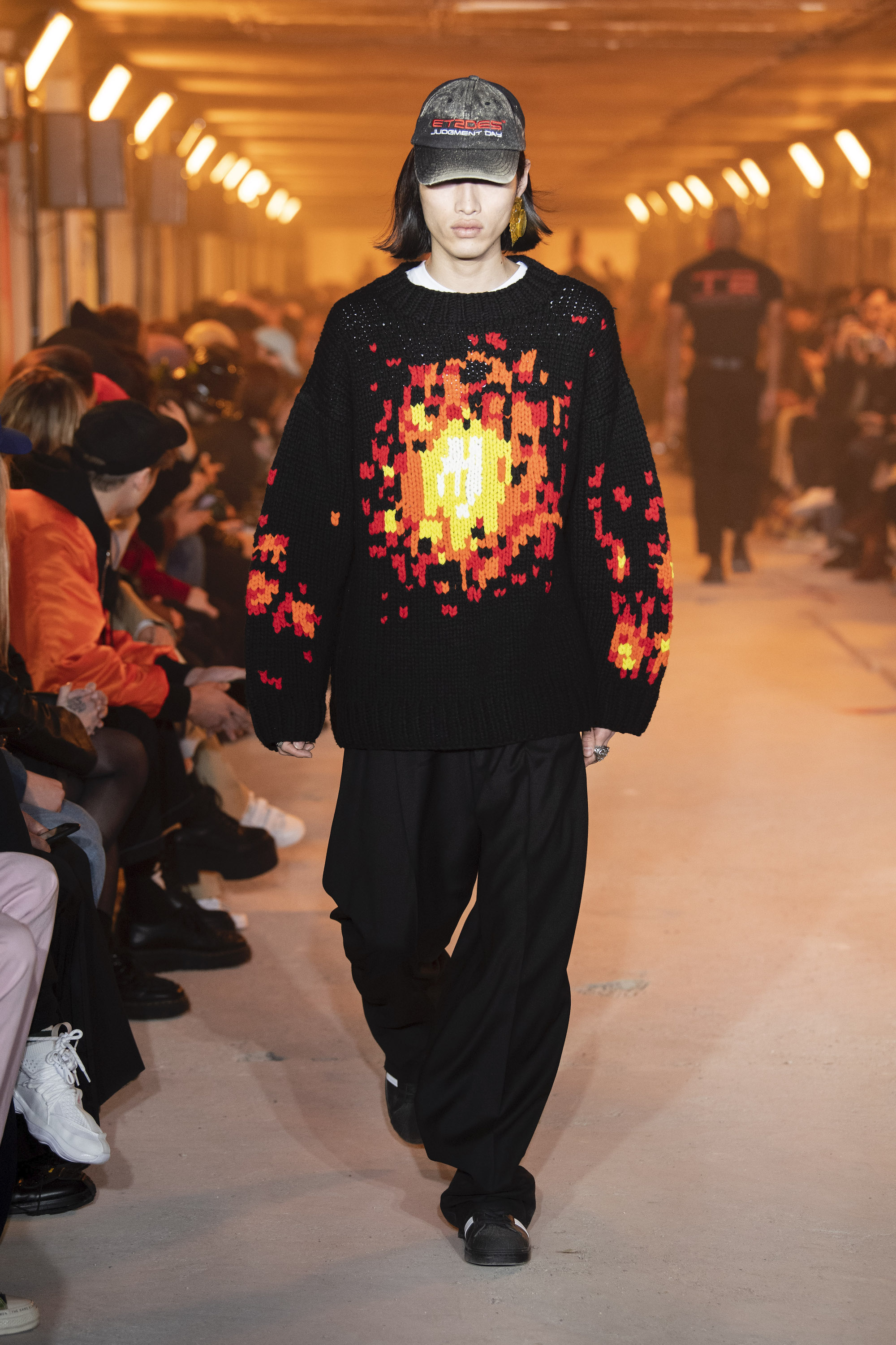 Etudes runaway AW20 Look 9