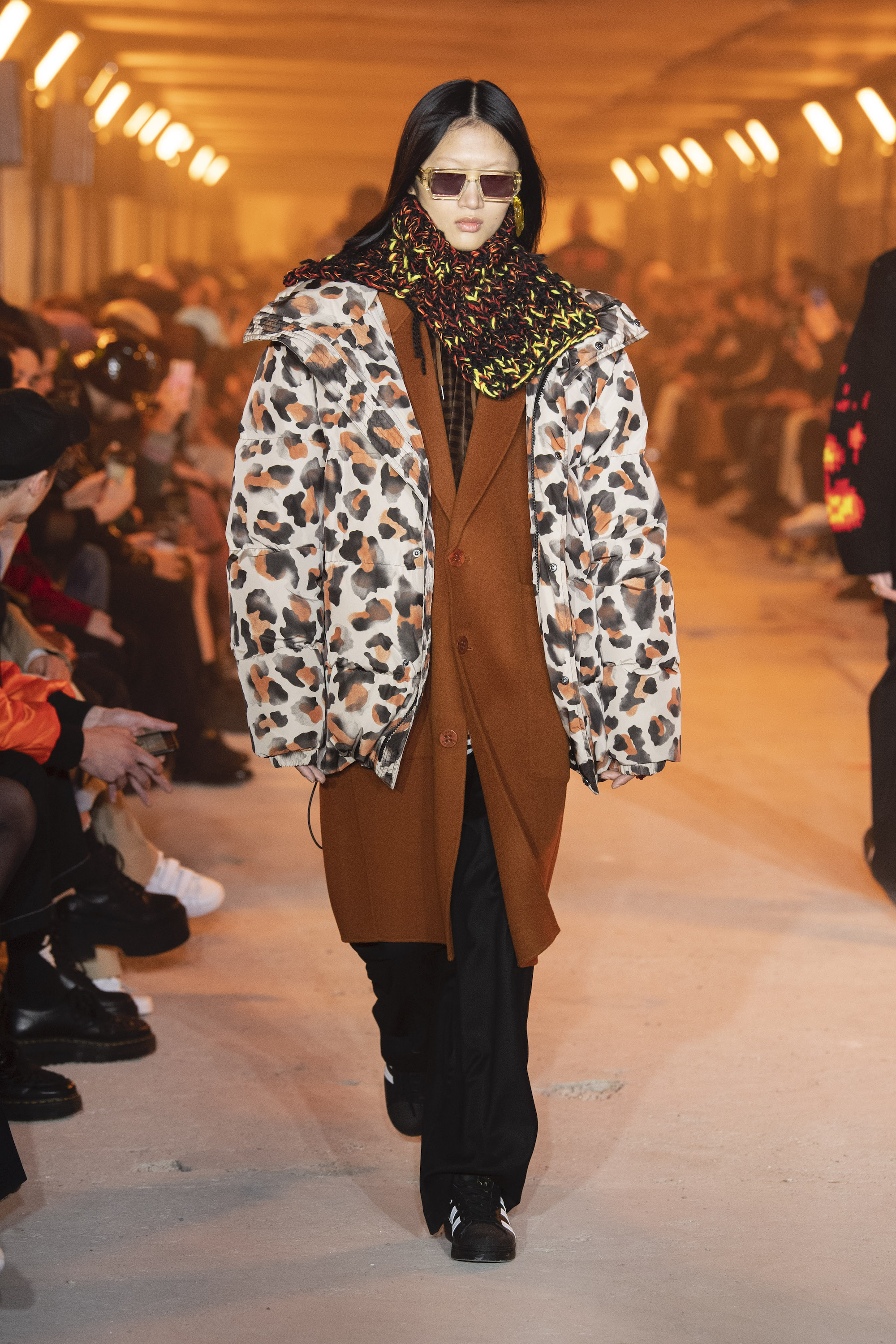 Etudes runaway AW20 Look 10