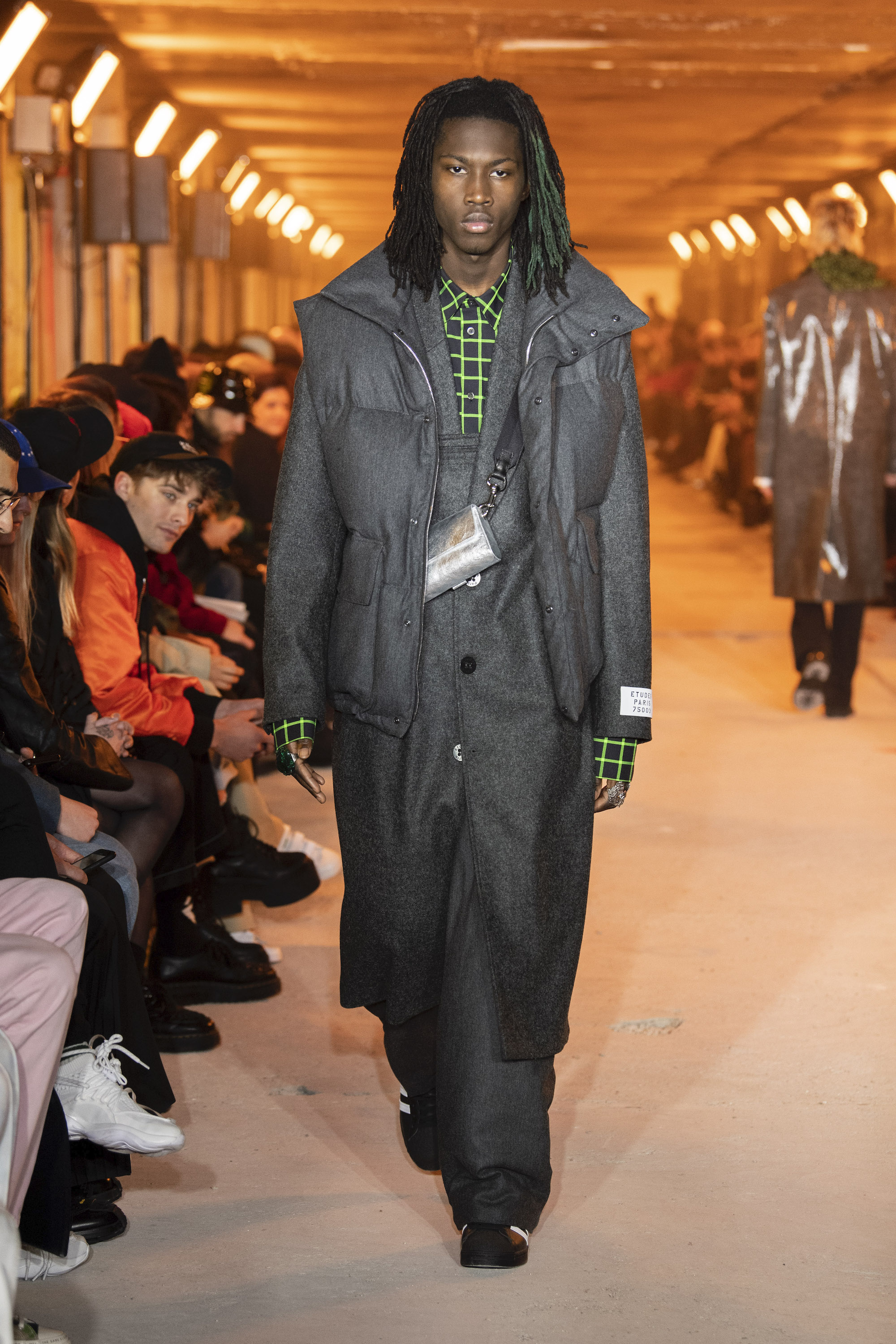 Etudes runaway AW20 Look 23