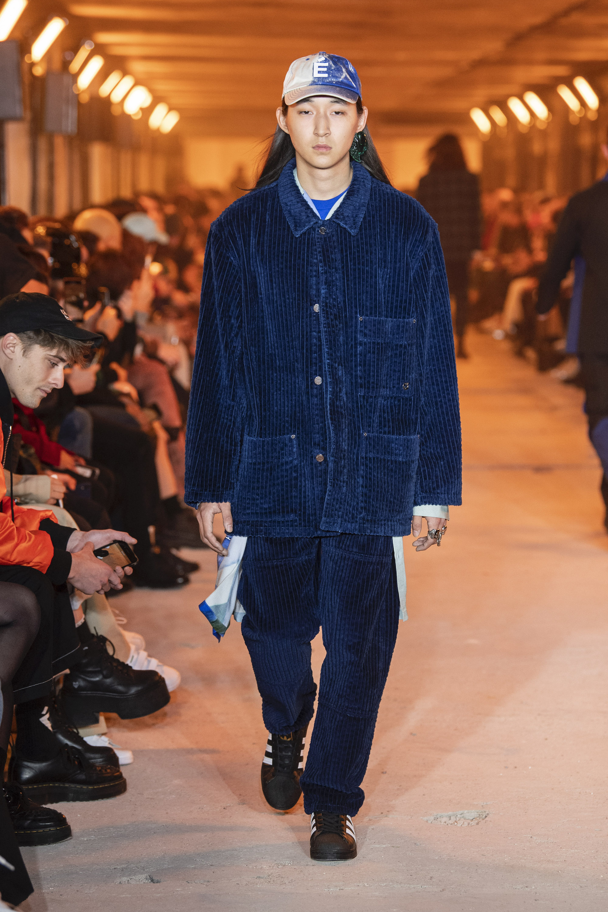 Etudes runaway AW20 Look 36