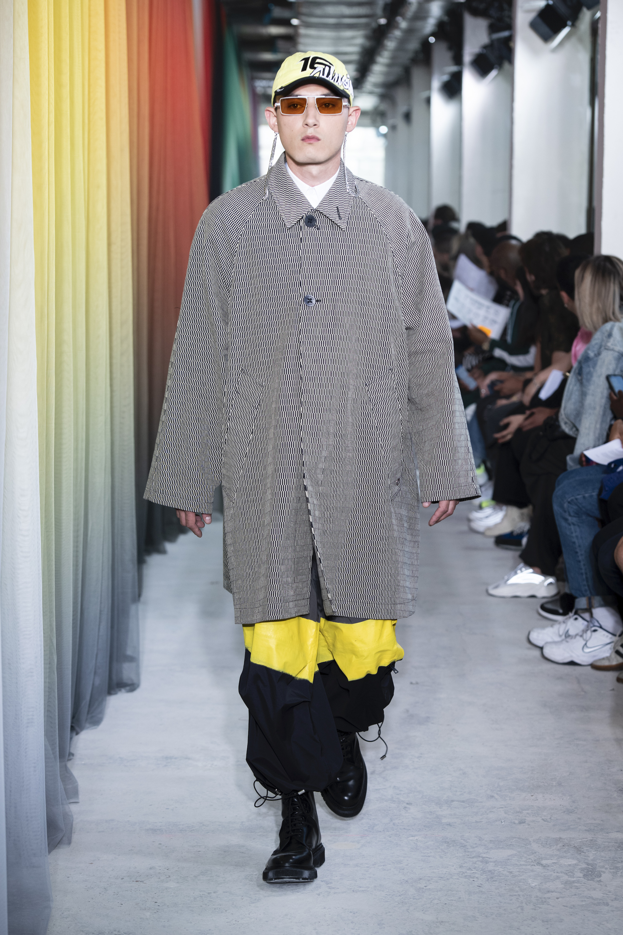 Etudes runway SS20 Look 20