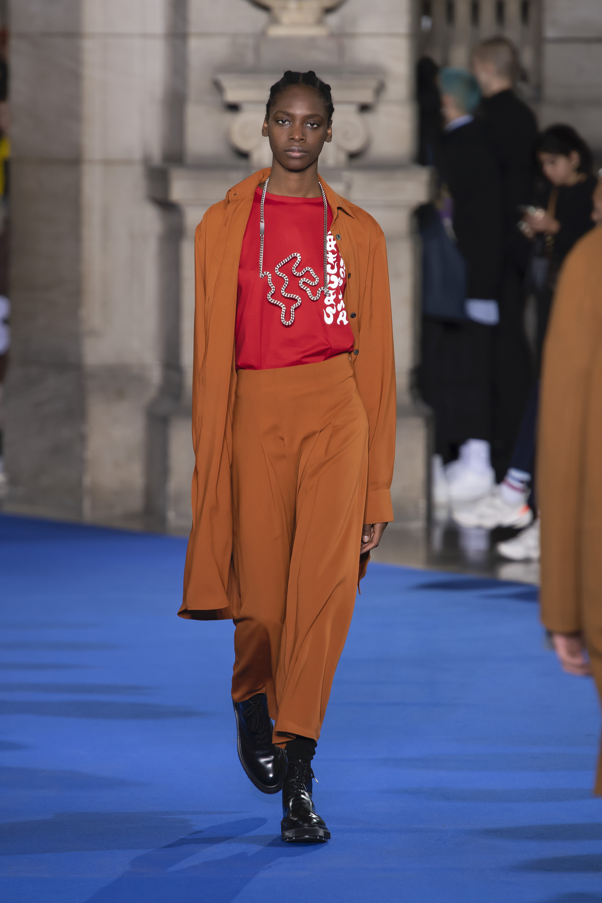 Etudes Runway AW19 9