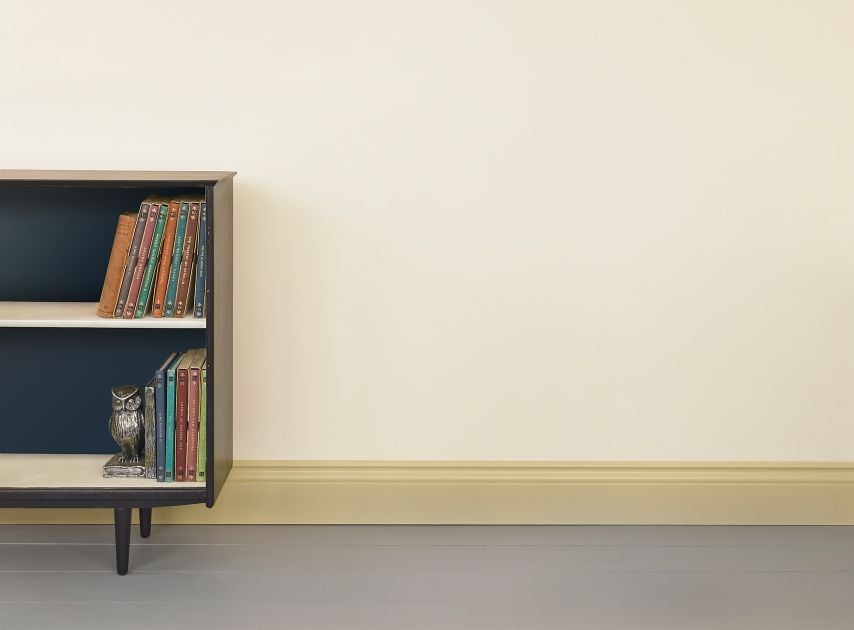 Cool White cabinet shelves painted with Cotton Street No.3

