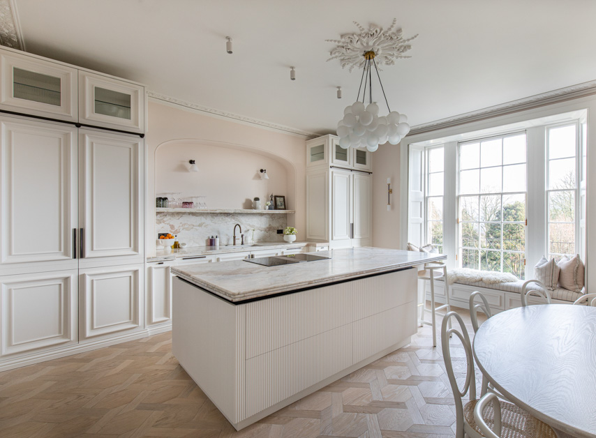 Light Pink kitchen walls painted with Kensington Rose No.22

