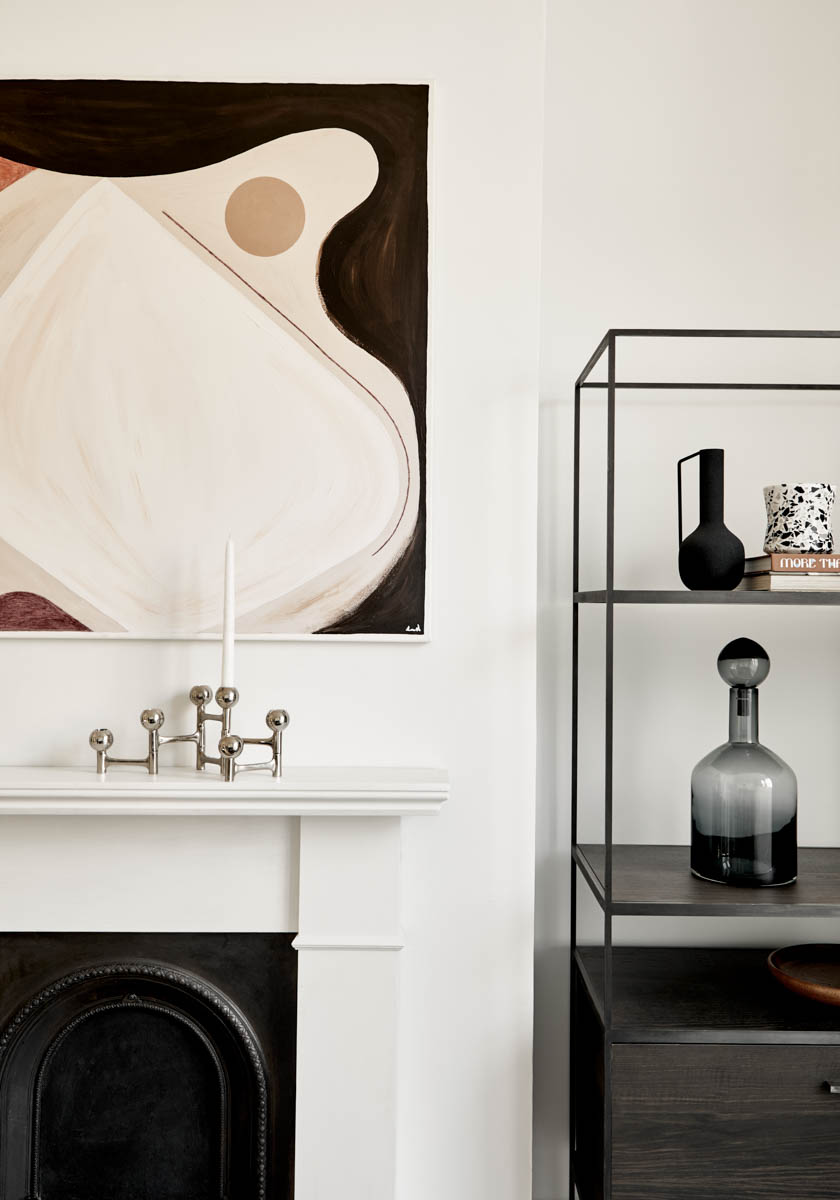 Bright white walls painted with Maugham White No.2

